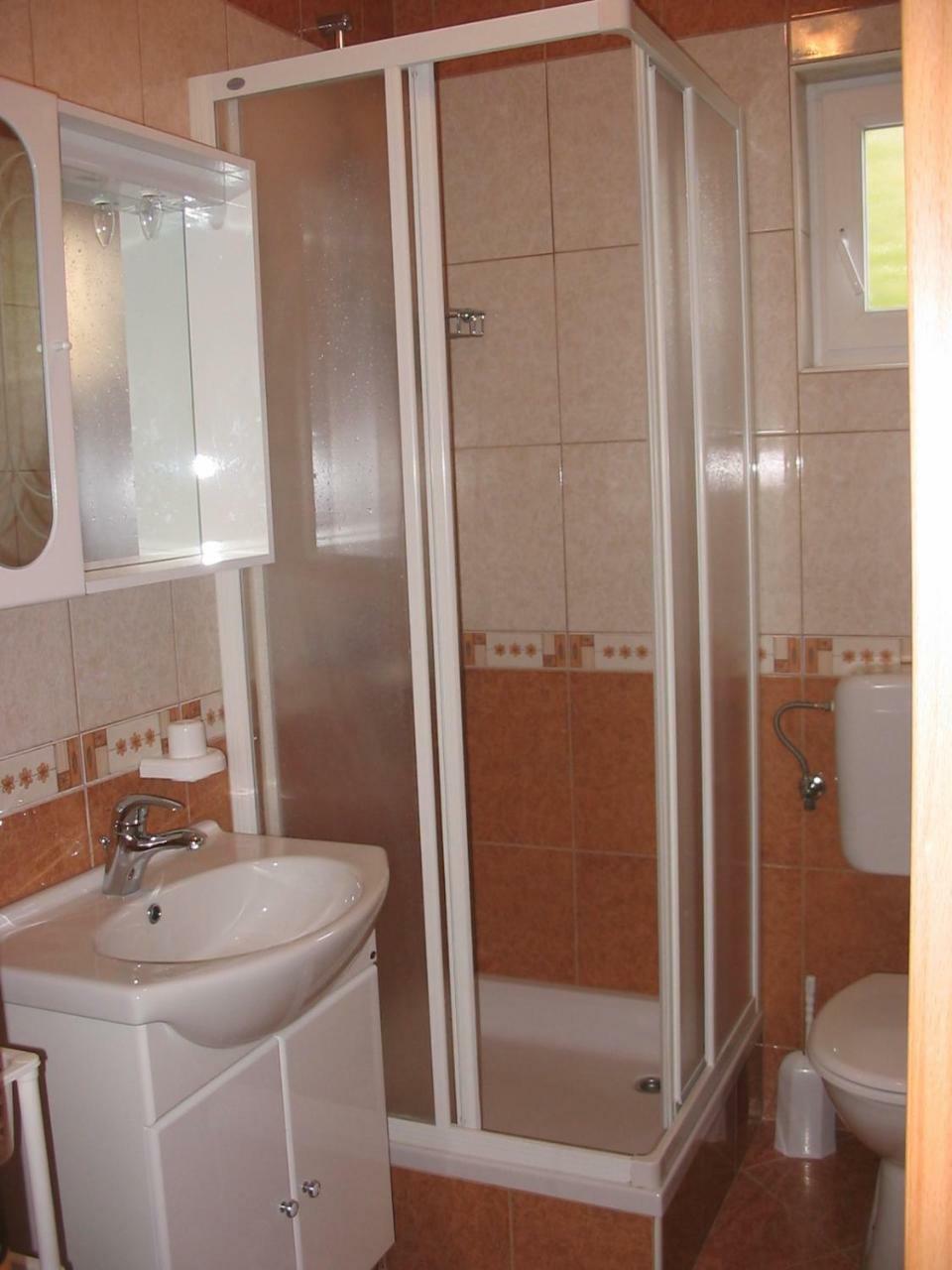 Apartmani Manuela Lopar Kamer foto