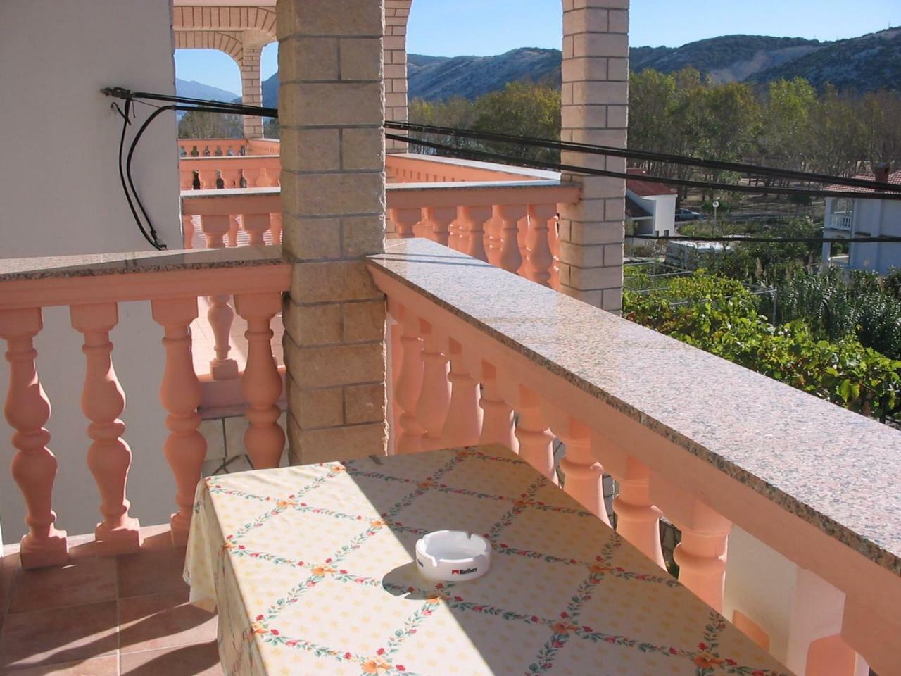 Apartmani Manuela Lopar Kamer foto